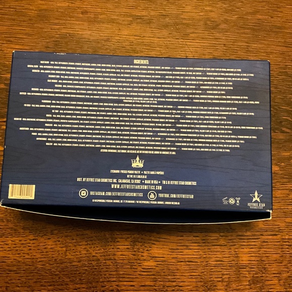 Jeffree Star Cosmetics Blue Blood Eyeshadow Palette NIB
